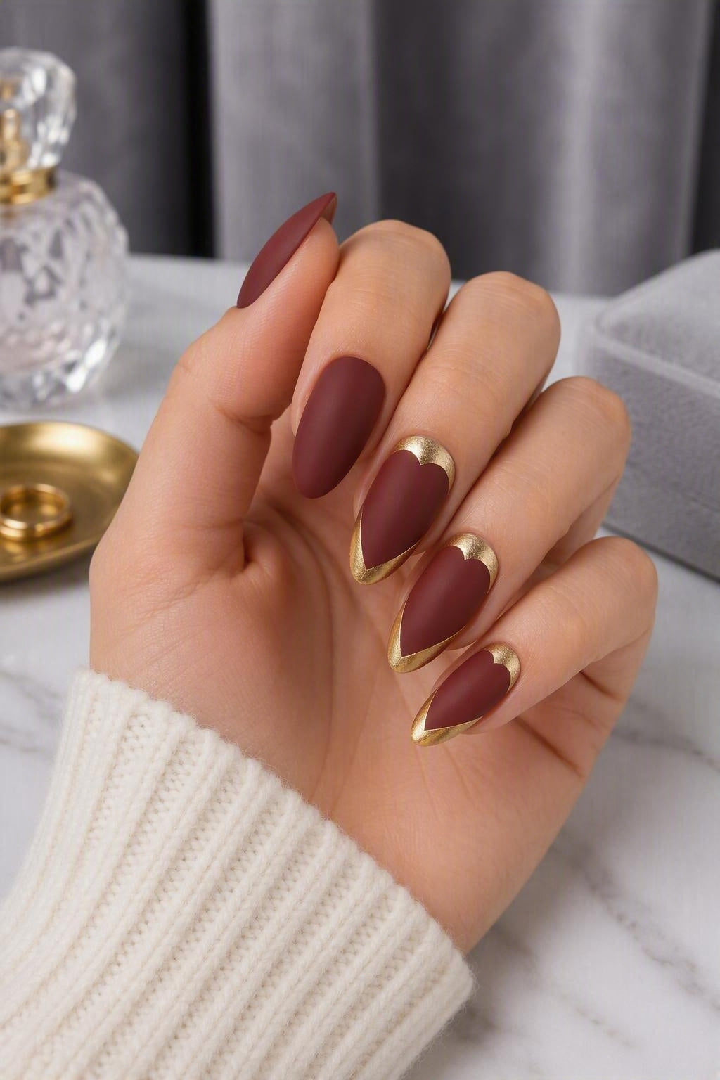 Golden Merlot Press-On Nails – Short